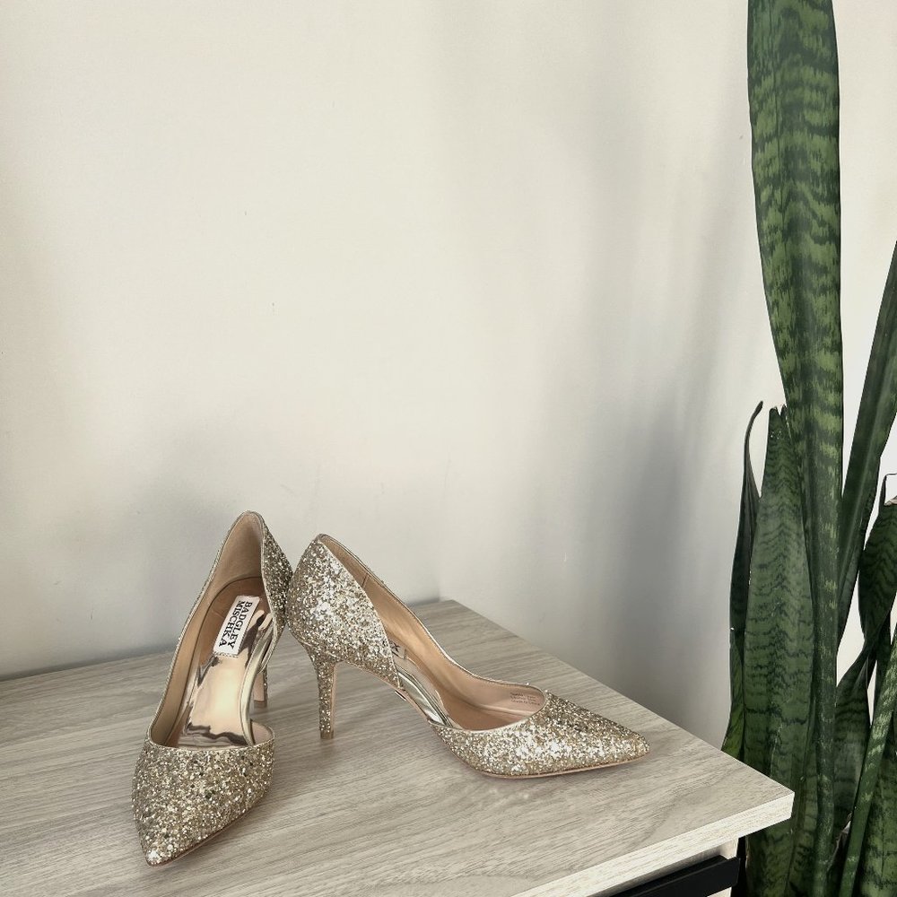 Badgley Mischka Daisy II Half d'Orsay Pump